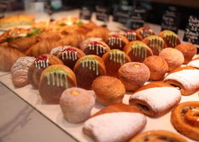 Tin Roof Bakery